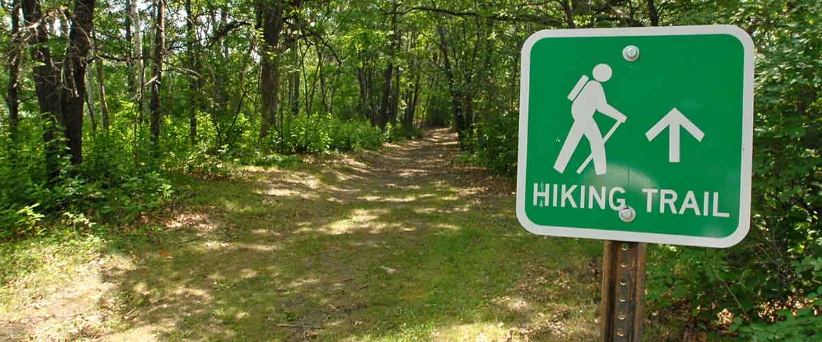 hiking trail sign